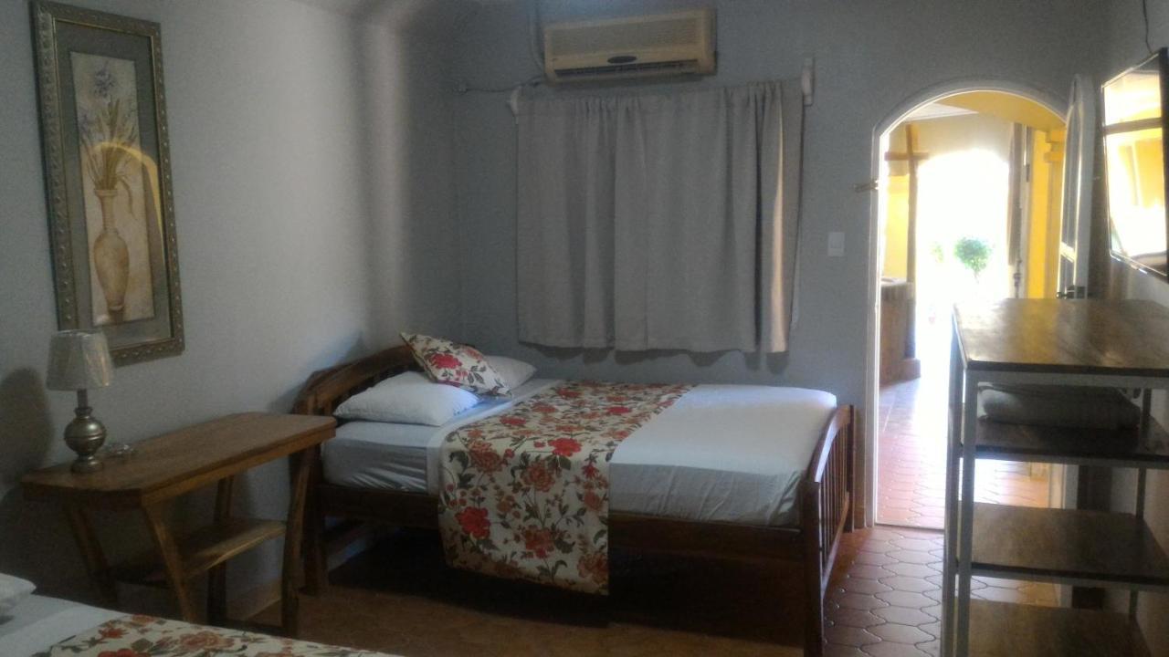סן חואן דל סור Hotel Royal Chateau מראה חיצוני תמונה