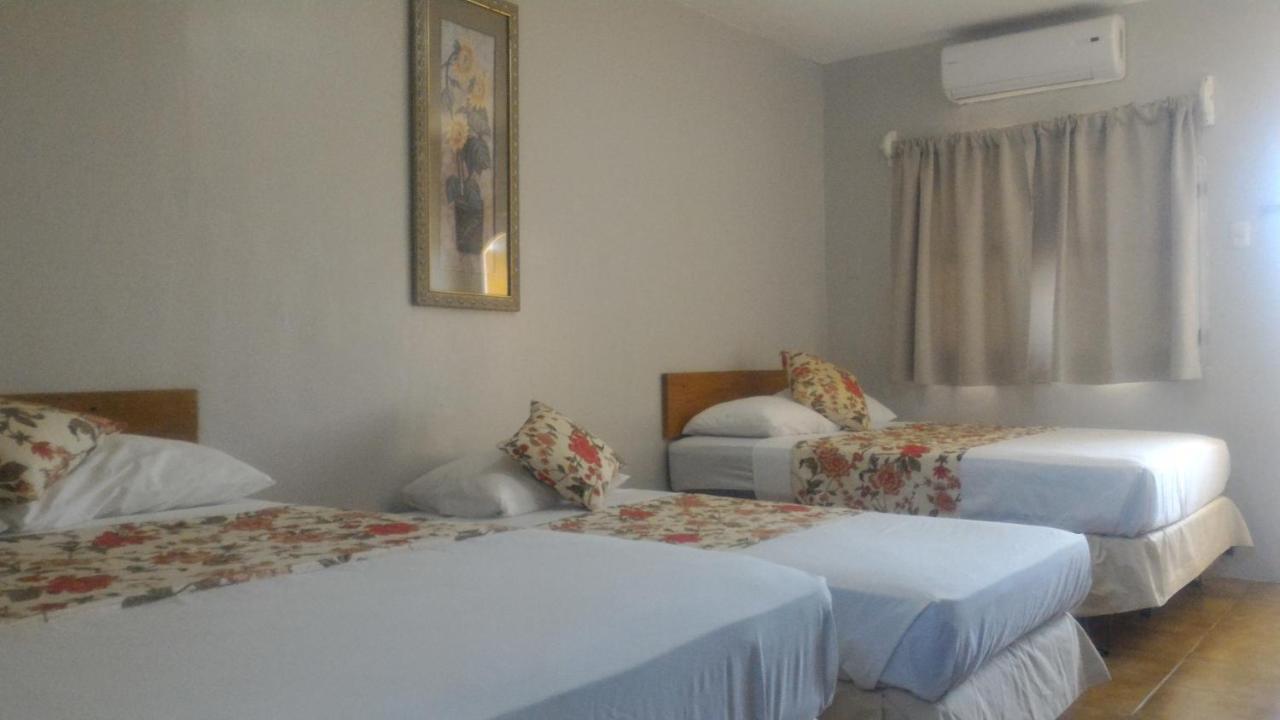 סן חואן דל סור Hotel Royal Chateau מראה חיצוני תמונה