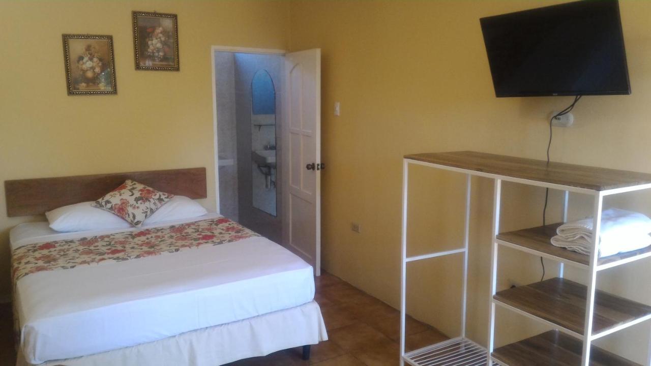 סן חואן דל סור Hotel Royal Chateau מראה חיצוני תמונה