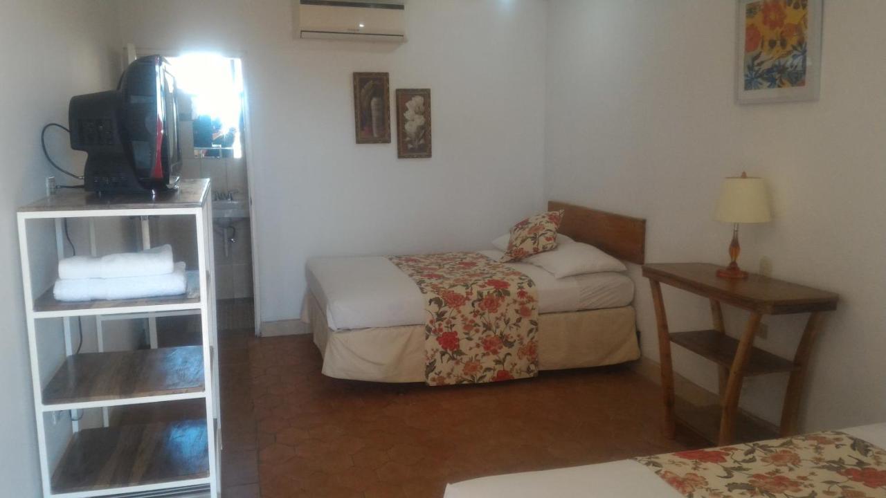 סן חואן דל סור Hotel Royal Chateau מראה חיצוני תמונה