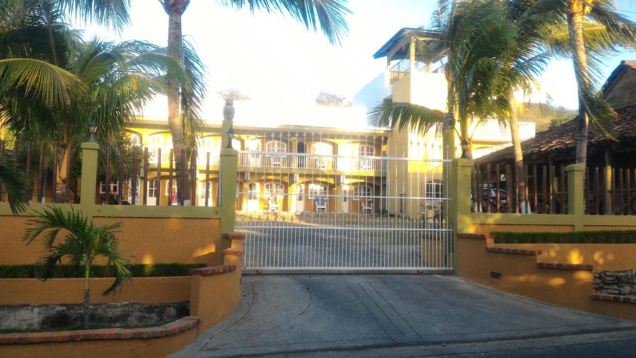 סן חואן דל סור Hotel Royal Chateau מראה חיצוני תמונה