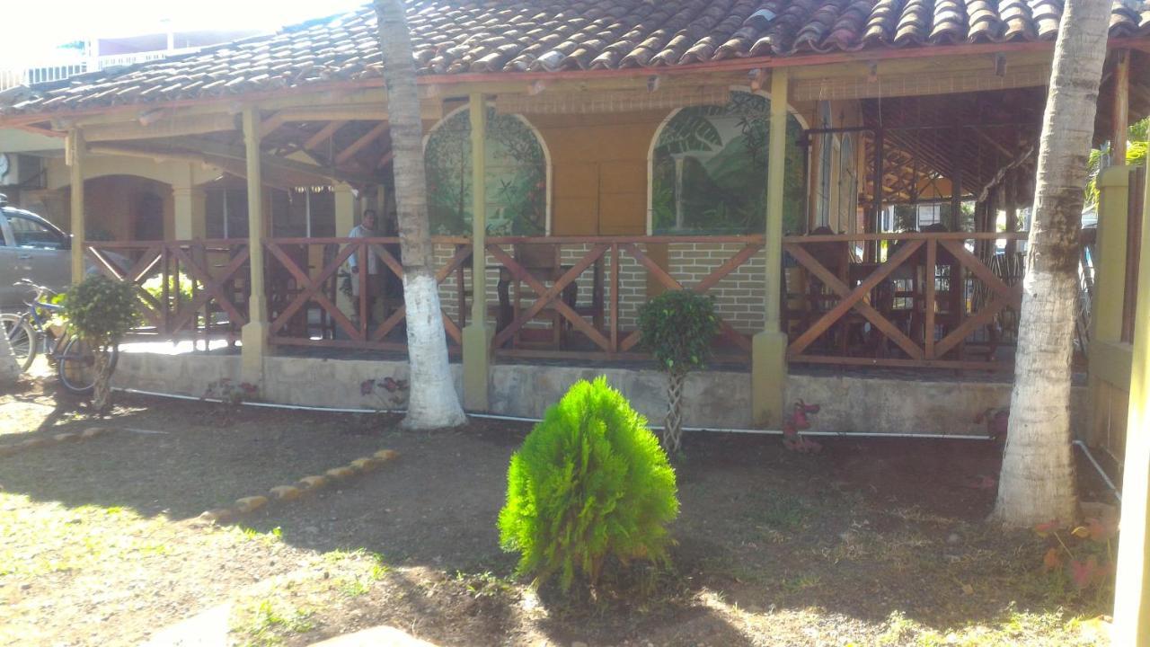 סן חואן דל סור Hotel Royal Chateau מראה חיצוני תמונה
